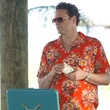 vince-vaugh-pour-lay-the-favorite-jpg