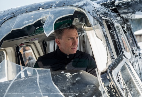 spectre-film-stills-05872-jpg