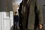 gattlin-griffith-kevin-costner-arme-jpg