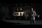 kevin-costner-devant-sa-maison-jpg