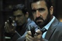 eric-cantona-arme-en-main-jpg