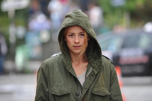 karine-vanasse-se-cache-jpg