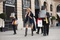 stephanie-crayencour-entouree-de-ses-gardes-jpg