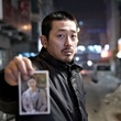 kim-yun-seok-cherchant-sa-femme-jpg