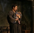ebizo-ichikawa-avec-un-bebe-jpg