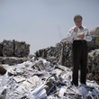 au-milieu-des-decombres, footnote le film