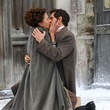 maggie-gyllenhaal-et-hugh-dancy-s-embrassent-dans-le-film-oh-my-god-jpg