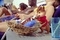 alvin-vole-une-creme-solaire-alvin-et-les-chipmunks-jpg