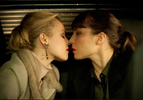 rachel-mcadams-noomi-rapace-jpg