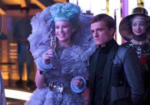 elizabeth-banks-josh-hutcherson-jpg