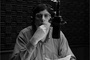 jorge-jellinek-devant-son-micro-jpg