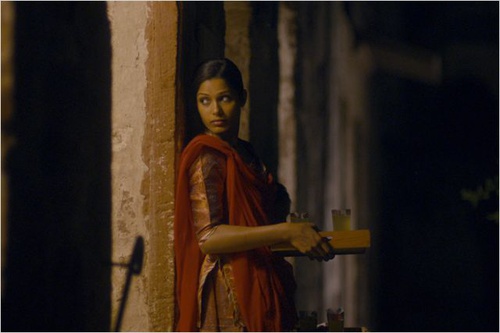 freida-pinto-se-cache-jpg