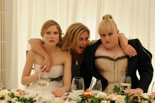 laura-brent-olivia-newton-john-rebel-wilson-jpg