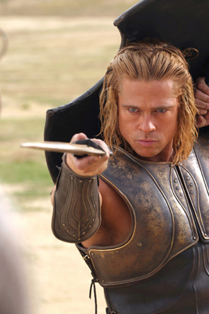 brad pitt et son epee