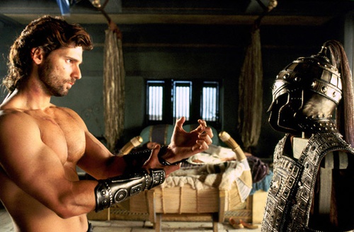 eric bana prend son armure