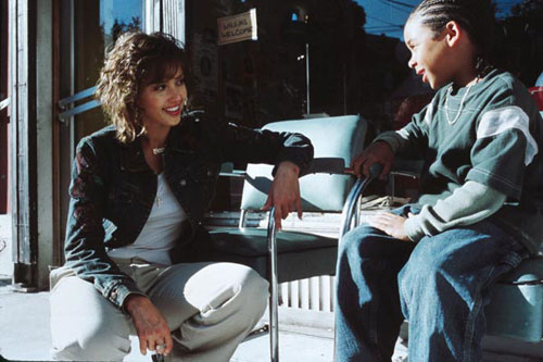 jessica alba en pleine discution - Honey
