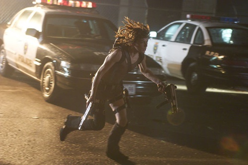 milla jovovich court