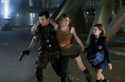oded fehr milla jovovich sophie vavasseur