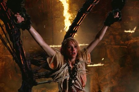 naomi watts en mauvaise posture - King Kong