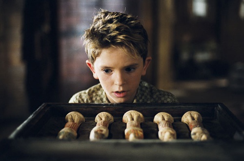 freddie highmore dans arthur et les minimoys
