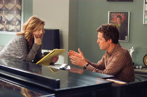 hugh grant et drew barrymore en pleine composition - Le Come Back