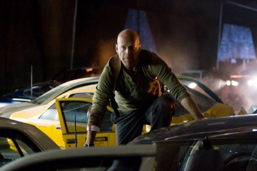 Bruce Willis 10 - Die Hard 4 - Retour en enfer