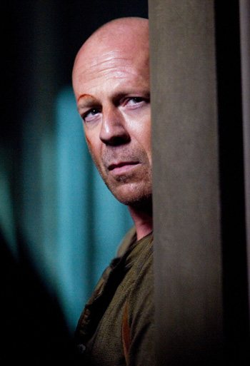 Bruce Willis 11 - Die Hard 4 - Retour en enfer