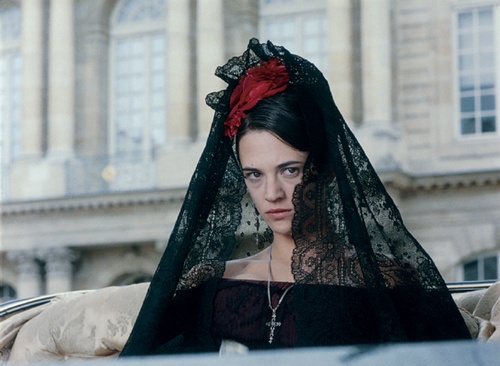 Asia Argento 11 - Une Vieille Maîtresse