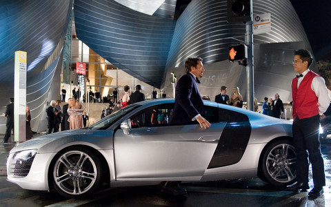 robert downey jr tony stark voiture - Iron Man