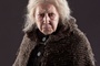 Hazel Douglas est Bathilda Tourdesac