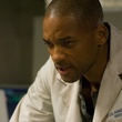 will smith fait des recherches - Je suis une légende