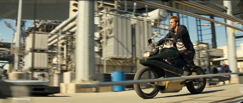 chris pine a moto