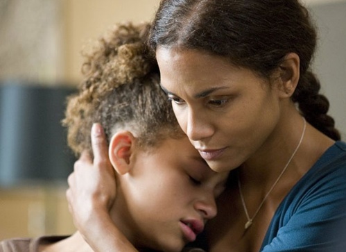 halle berry 2 - Nos souvenirs brûlés