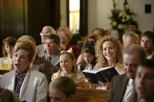 leslie mann    l   glise