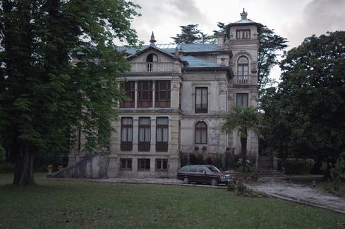 la-maison-l-orphelinat-jpg