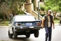will-smith-gare-une-voiture-jpg
