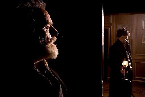 anthony hopkins se cachant de benicio del toro