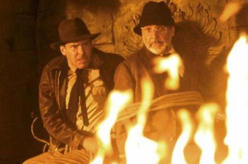 indiana jones et son père en mauvaise posture
