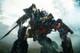 optimus prime pret au combat