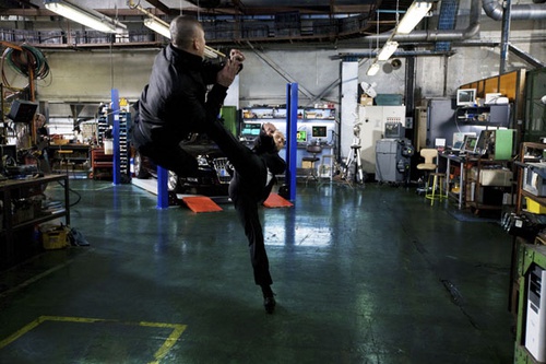 jason statham le coup de pied - Le Transporteur 3