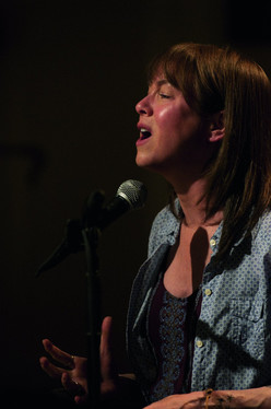renee zellweger chante