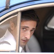 adrien brody en voiture