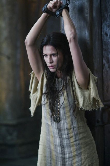 rhona mitra