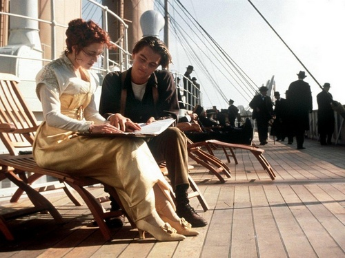 Leonardo DiCaprio et Kate Winslet sur le Titanic