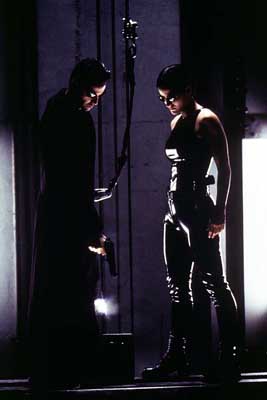 keanu reeves carrie anne moss