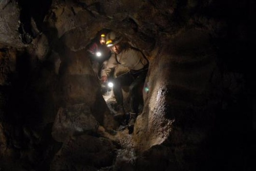 les sauveteurs dans the descent 2