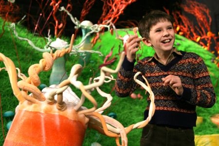 freddie highmore