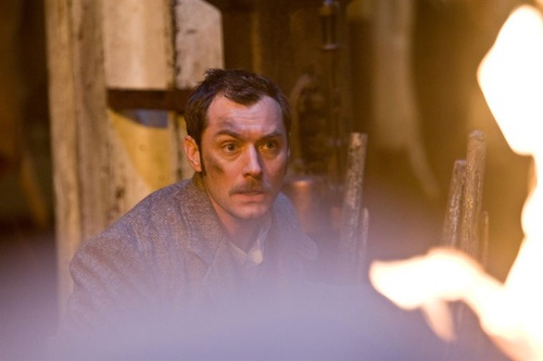 jude law dans le feu de l action