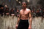 robert downey jr en plein combat