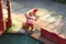 un nain de jardin en maillot de bain